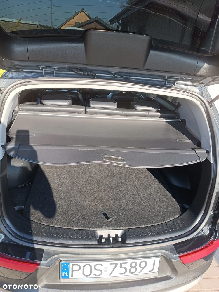 Kia Sportage 2.0 CRDI M - 12