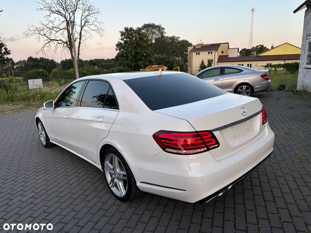 Mercedes-Benz Klasa E 220 CDI BlueEff Avantgarde - 21