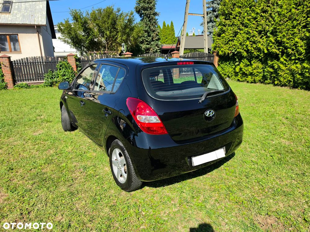 Hyundai i20 1.2 Classic EU5 - 17
