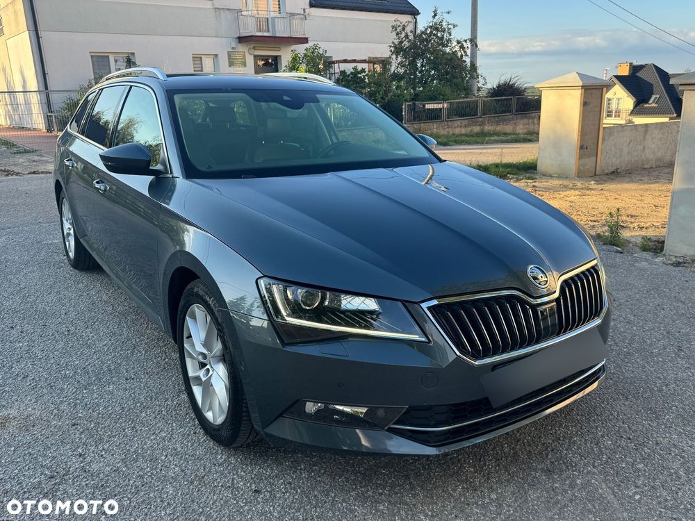 Skoda Superb 1.6 TDI DSG Ambition - 11