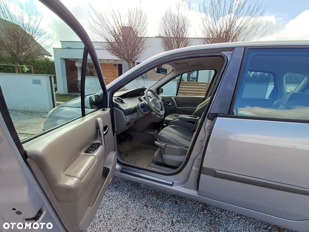 Renault Scenic 2.0 16V Expression - 6