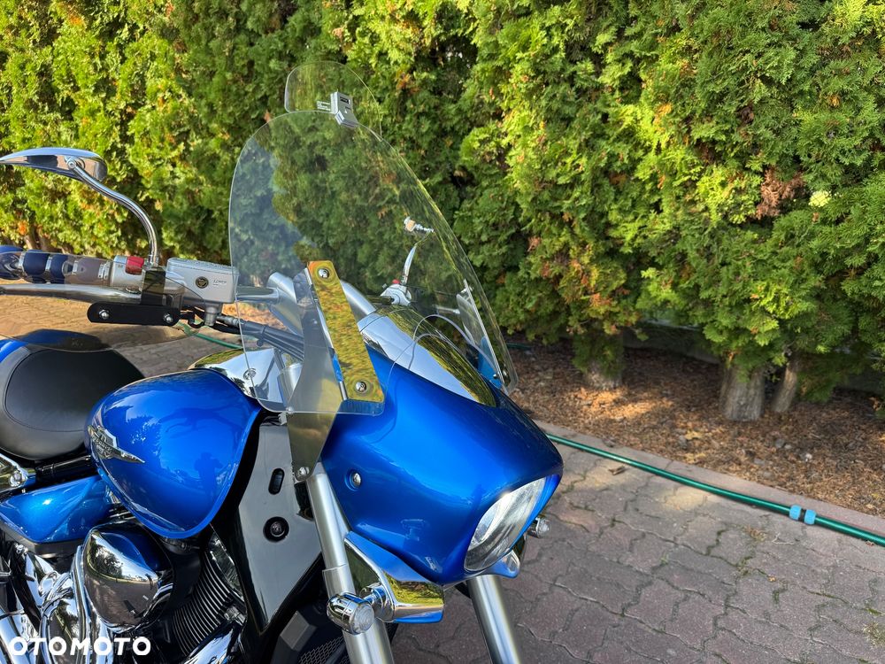 Suzuki Intruder - 25