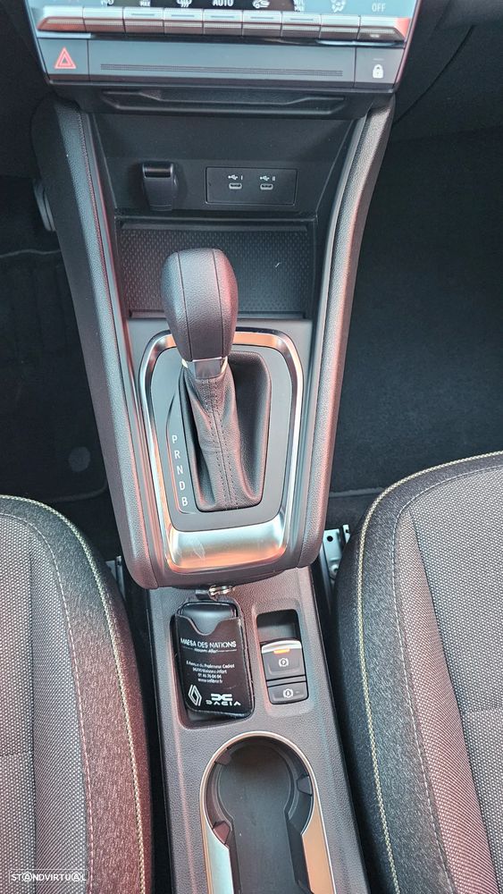 Renault Captur 1.6 E-Tech Full Hybrid Evolution - 25