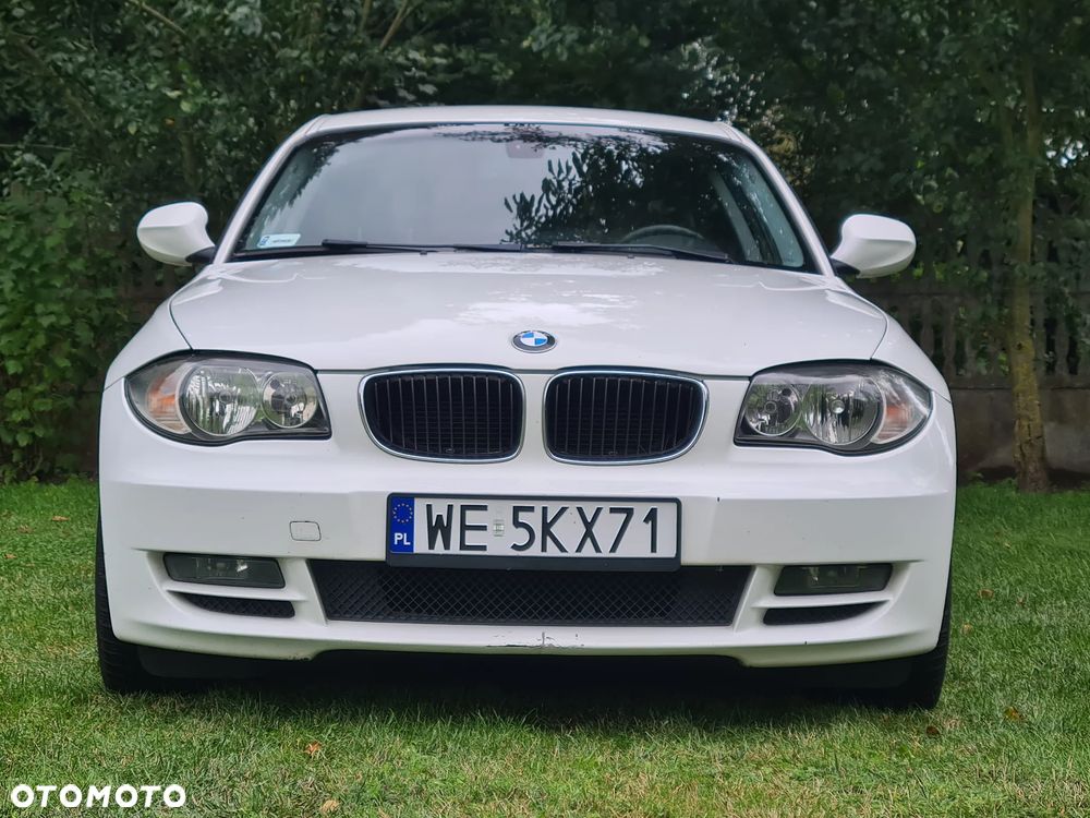 BMW Seria 1 120i - 19