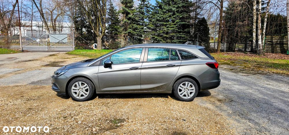 Opel Astra 1.6 CDTI Sport - 2