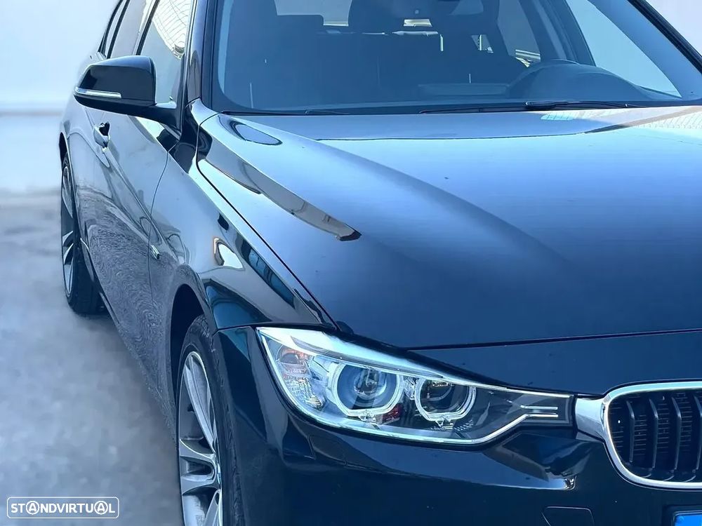 BMW 320 d Auto Line Sport - 11