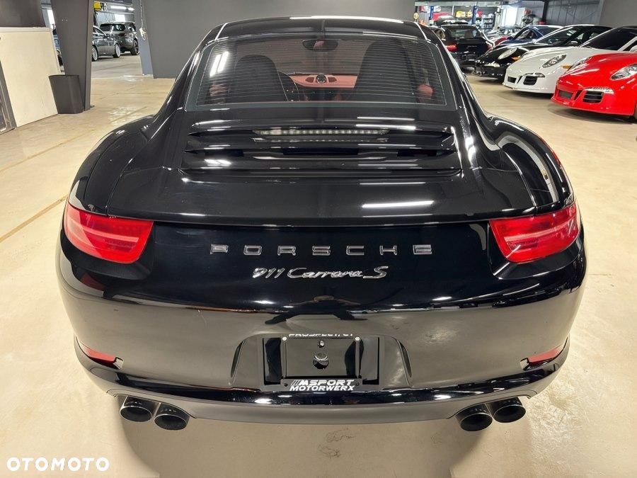 Porsche 911 Carrera S PDK - 6