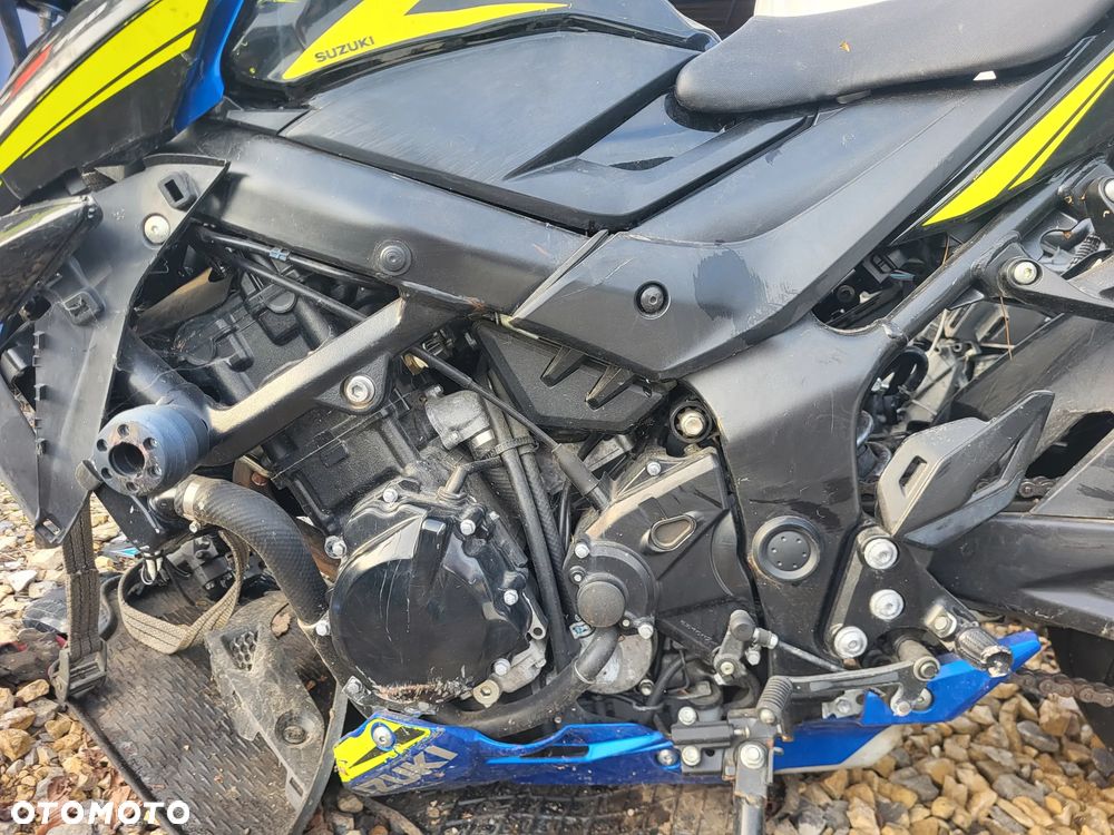 EU Suzuki GSX-S750 Gsx-s 750 17-23 Części Silnik Pali Rama Dokumenty Koło Wahacz Owiewka Pompa Inne - 9