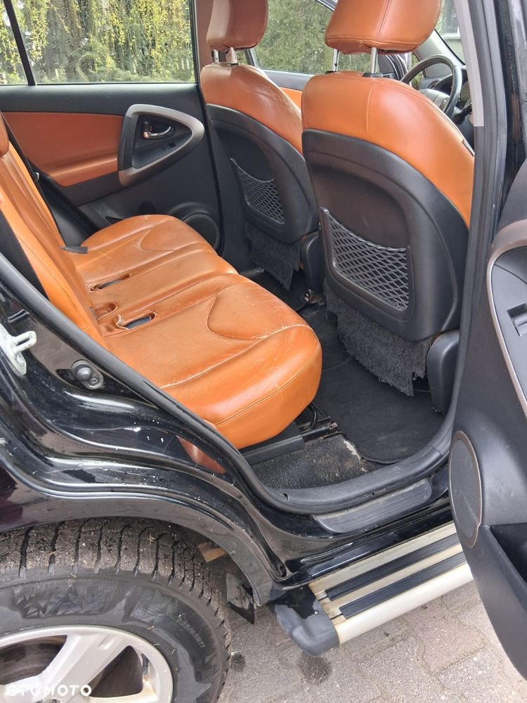 Toyota RAV4 2.2 D-4D 4x4 - 16