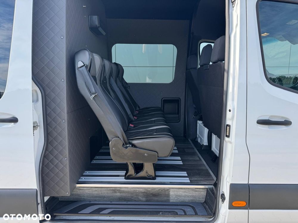 Mercedes-Benz Sprinter 317 - 22