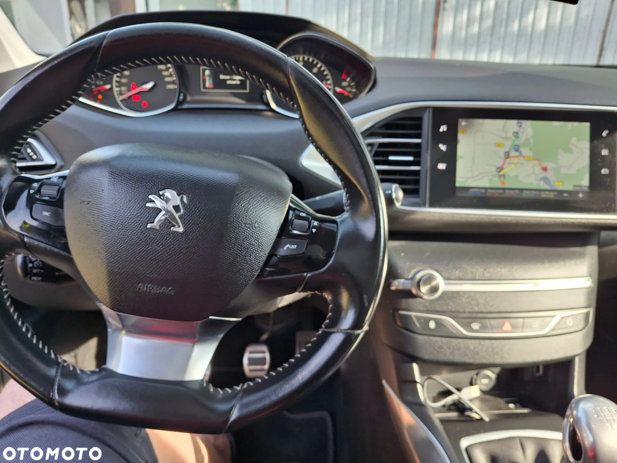 Peugeot 308 1.5 BlueHDi Allure Pack S&S - 15