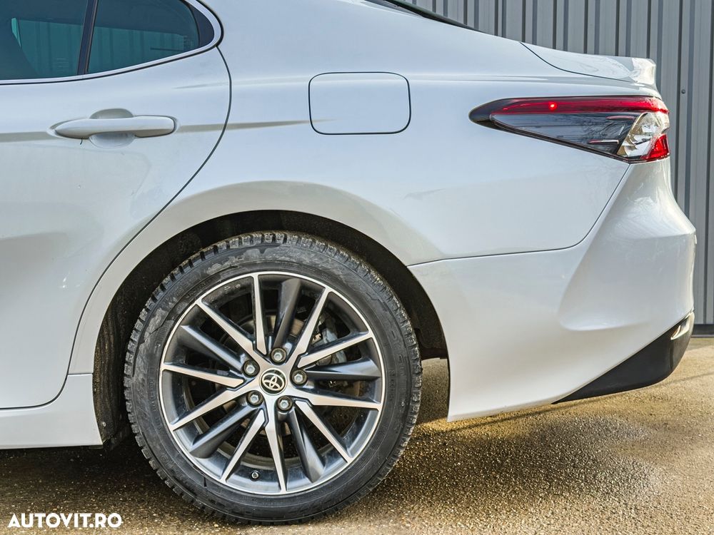 Toyota Camry 2.5 Hybrid Exclusive - 13