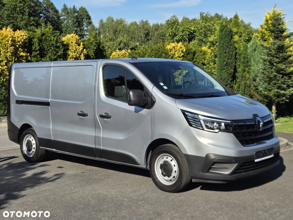 Renault TRAFIC - 1