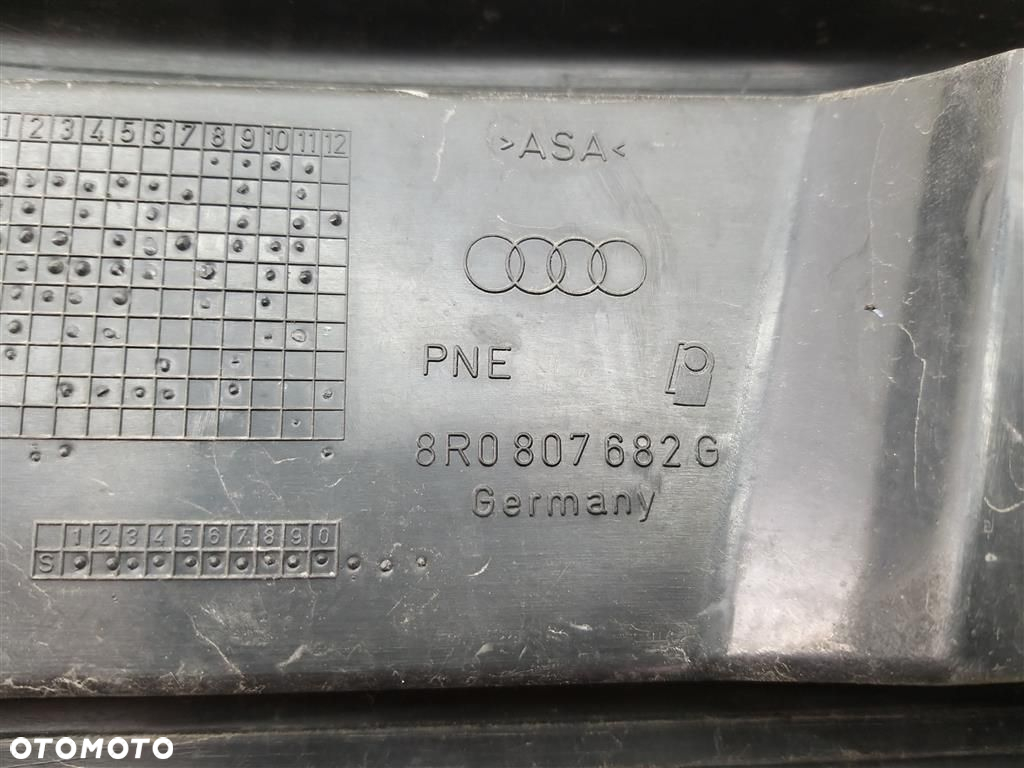 Kratka zderzaka Audi Q5 8R 8R0807682G 2012-2016R - 2