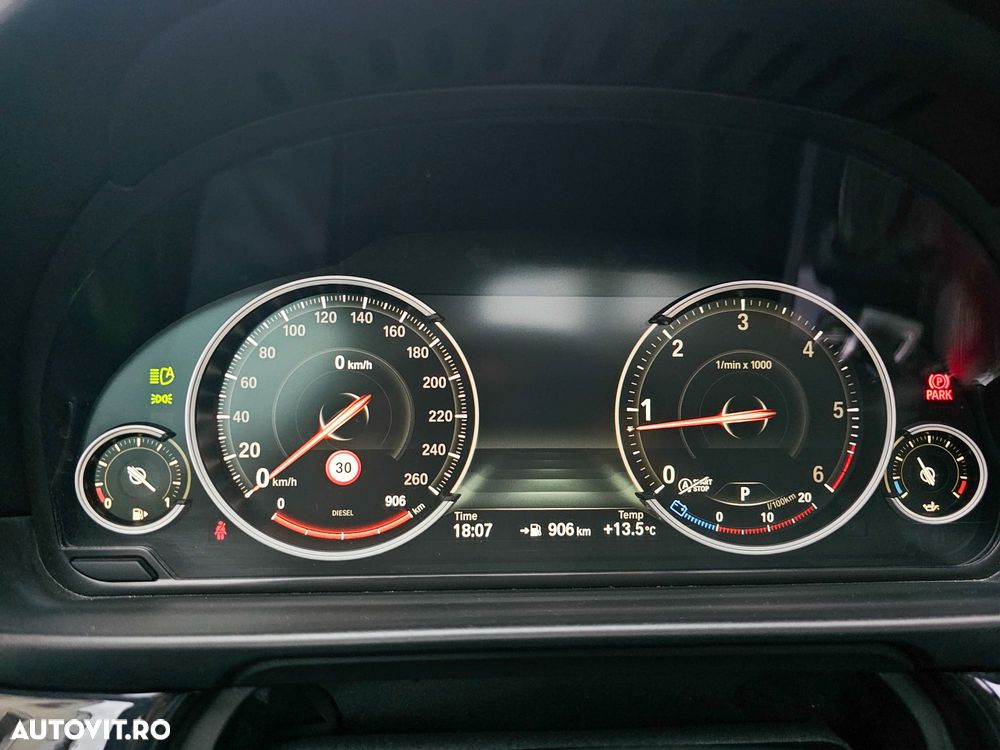 BMW Seria 5 520d Aut. Luxury Line - 23