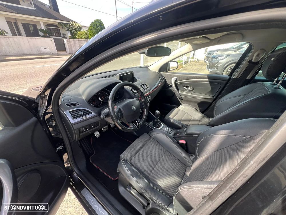Renault Mégane Sport Tourer 1.5 dCi GT Line SS - 8