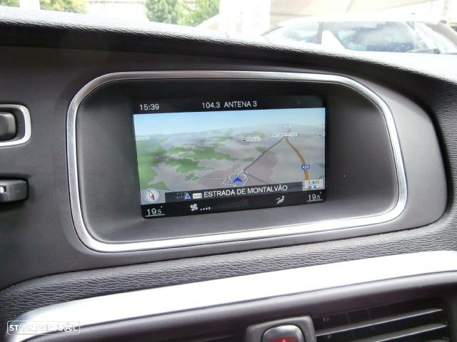 Volvo V40 2.0 D2 R-Design - 21