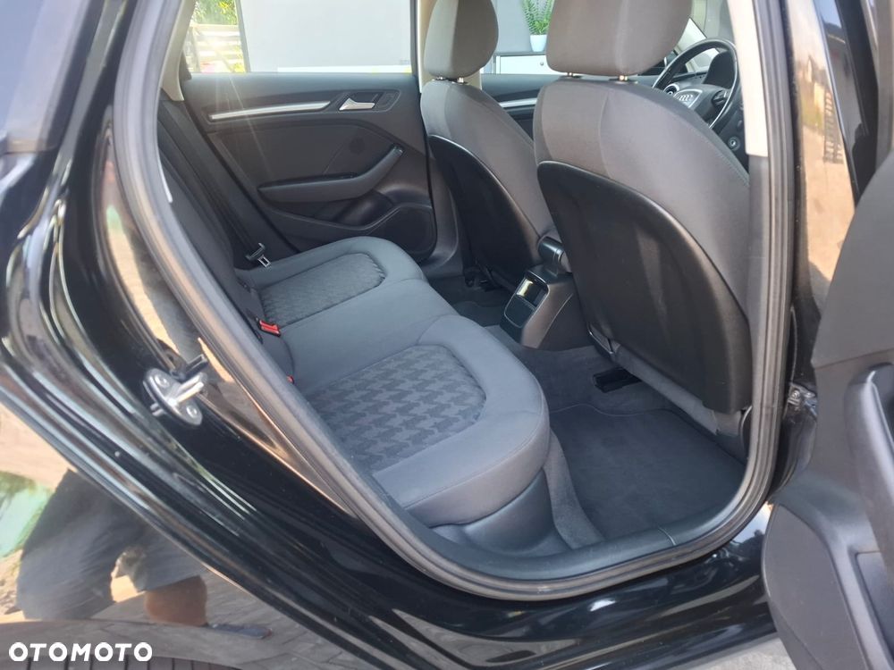 Audi A3 1.6 TDI clean diesel Ambiente - 15