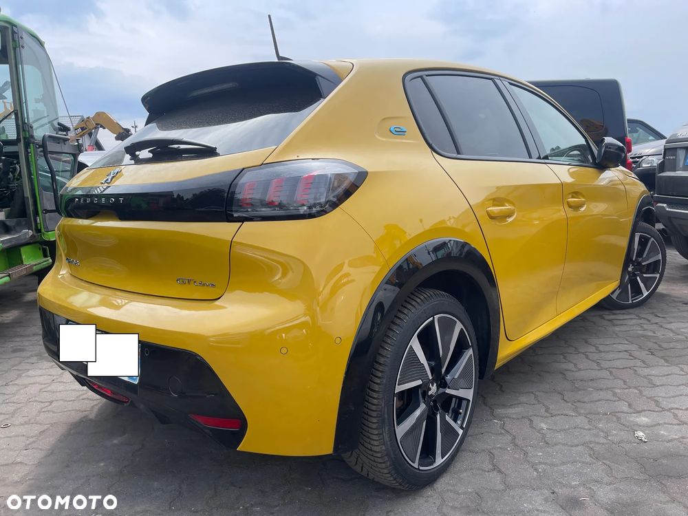 Peugeot 208 GT Line - 38