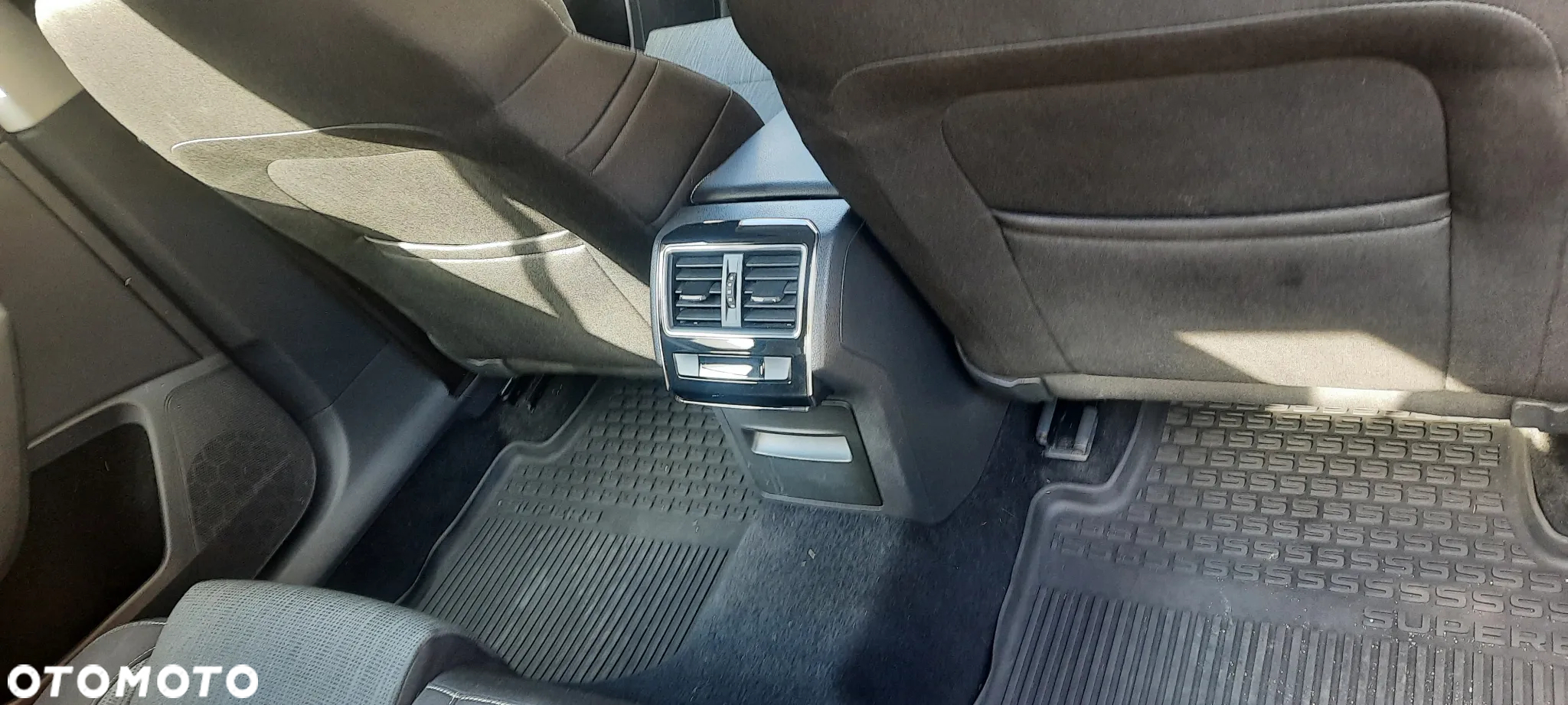 Skoda Superb 2.0 TDI 4x4 Style DSG - 14