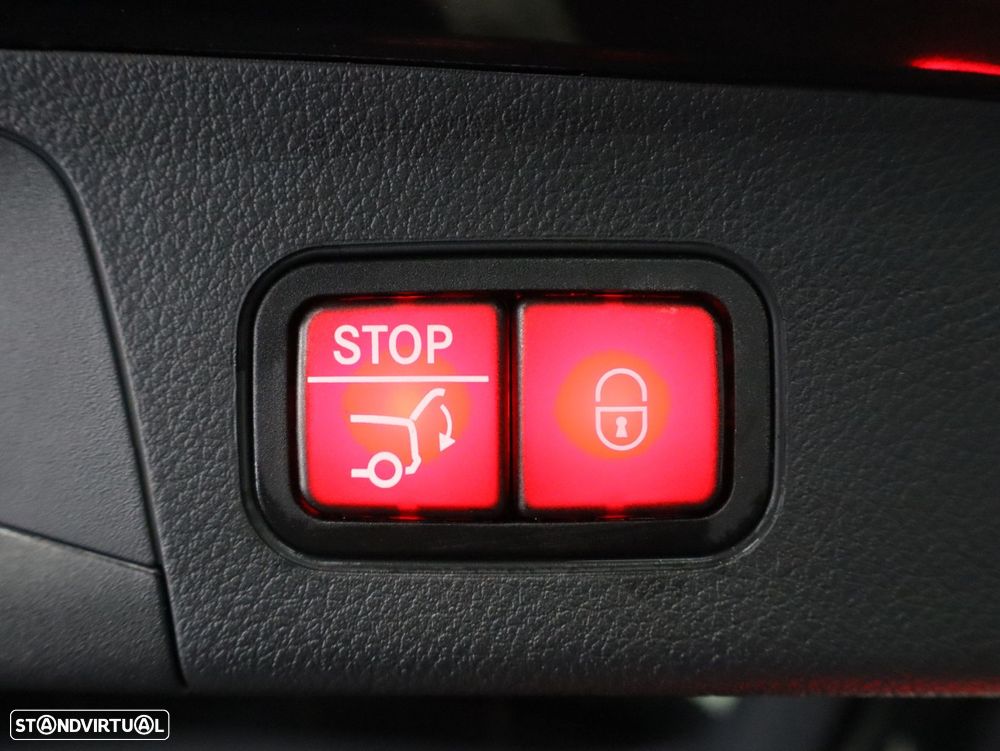 Mercedes-Benz GLA 250 e AMG Line - 29