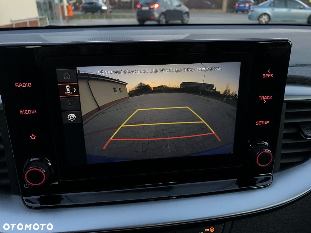 Kia Ceed 1.5 T-GDI L Business Line DCT - 14