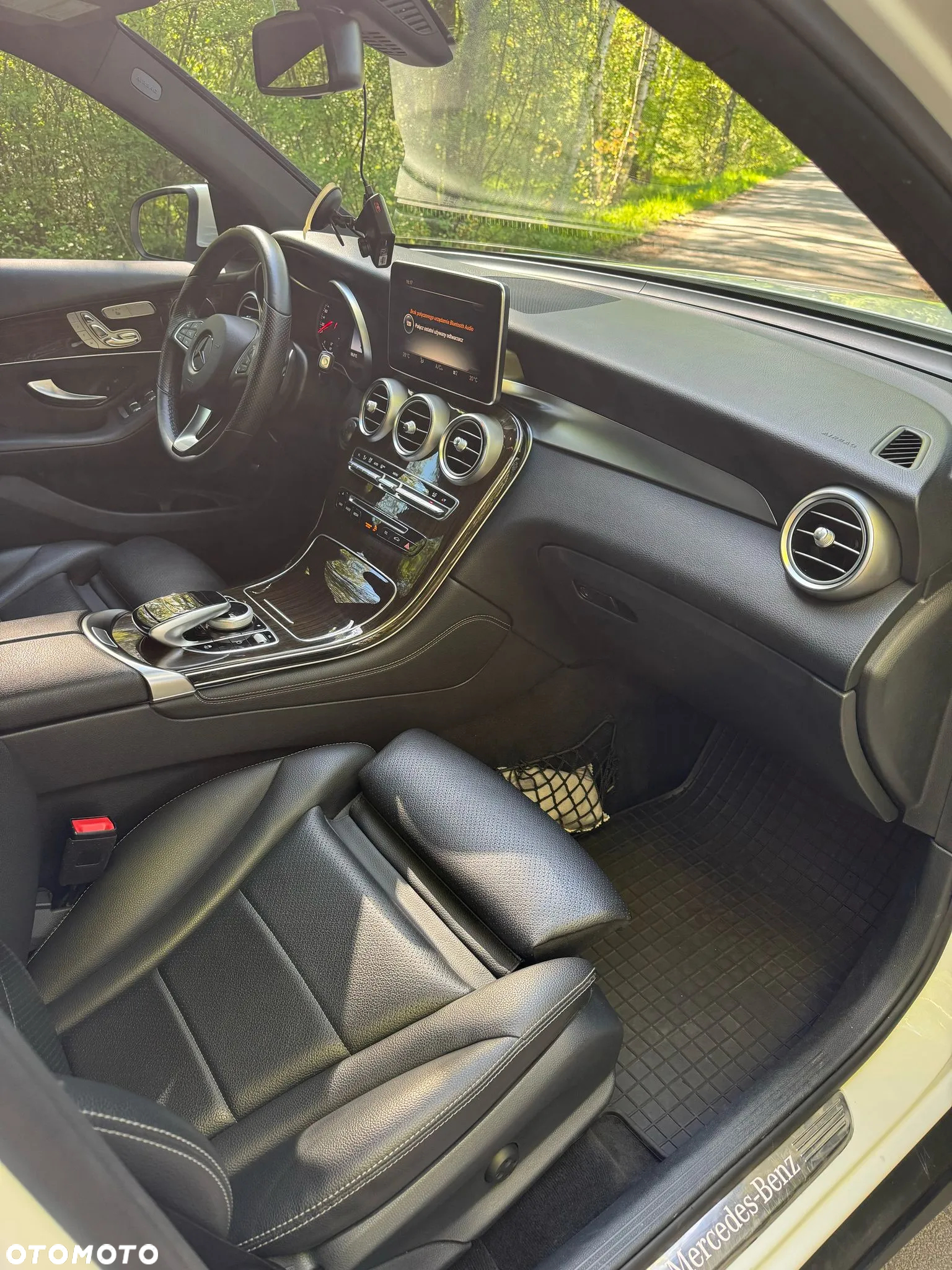 Mercedes-Benz GLC 300 4Matic 9G-TRONIC AMG Line - 5