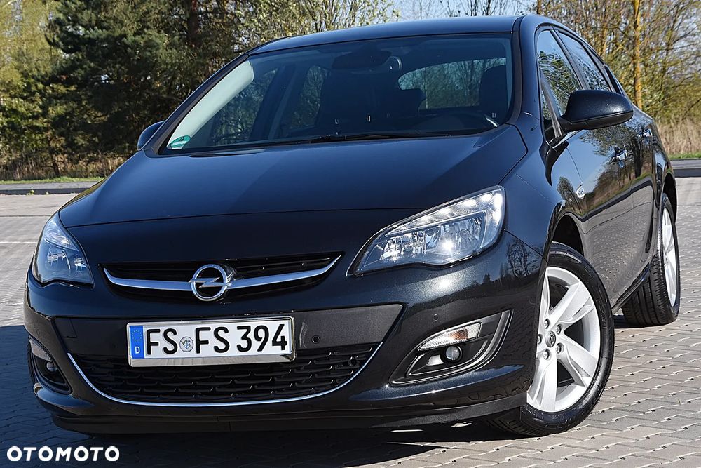 Opel Astra 1.4 T Cosmo EU6 - 1