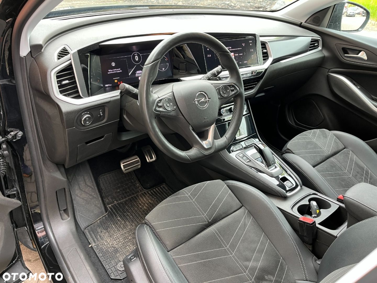 Opel Grandland 1.2 T Business Elegance S&S - 8