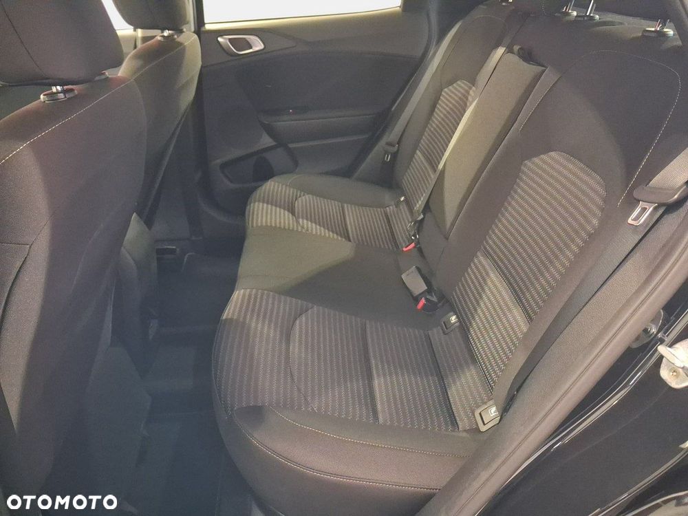Kia XCeed - 21