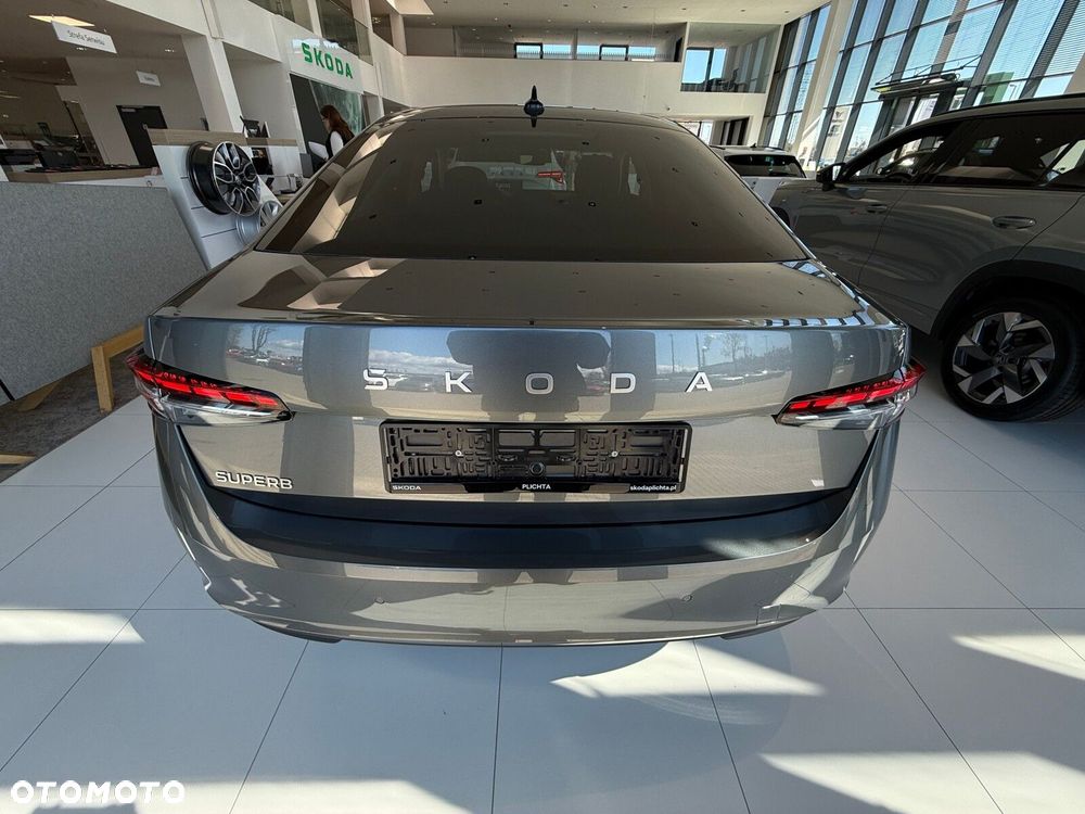Skoda Superb 2.0 TSI Drive DSG - 6