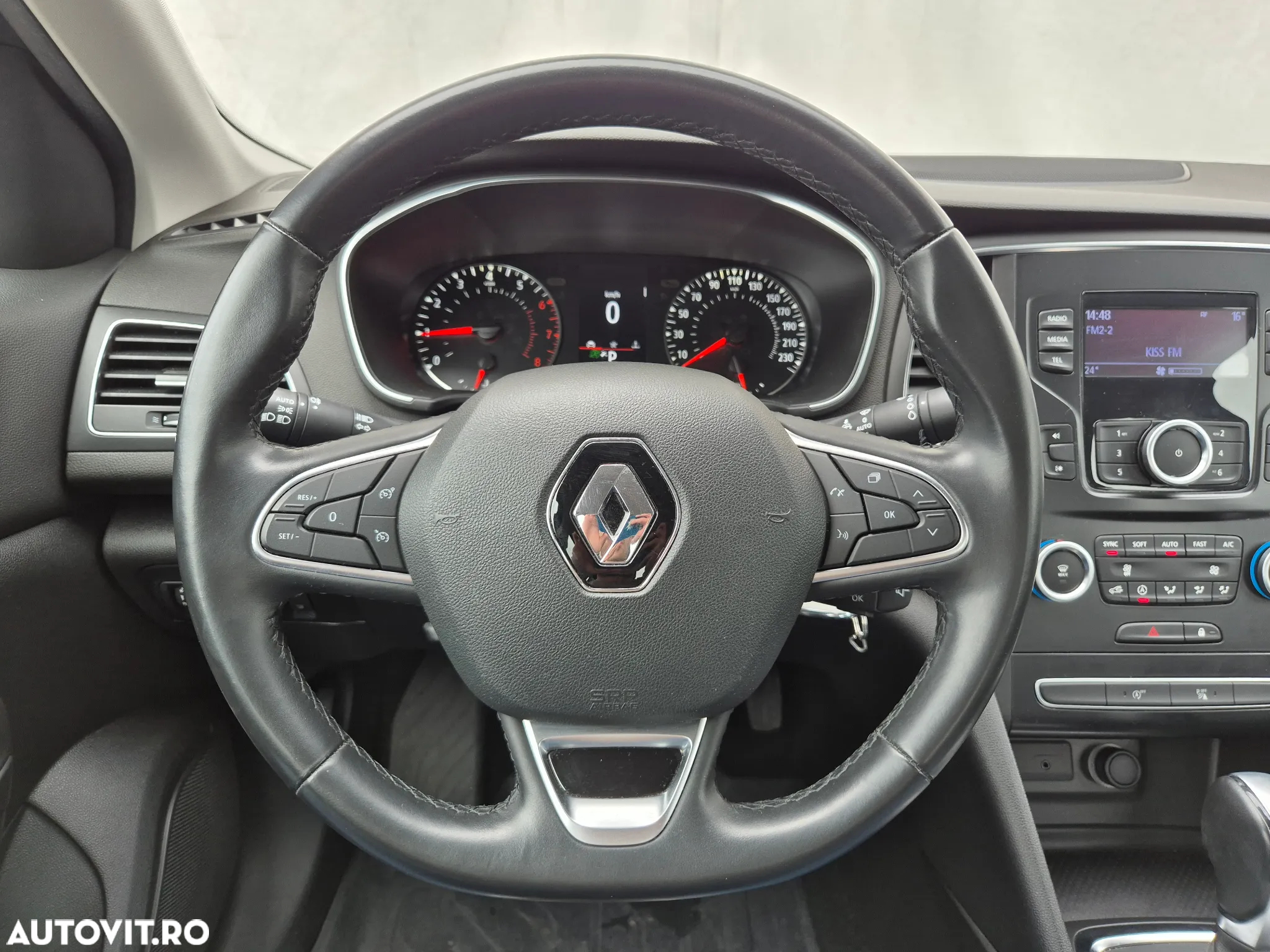 Renault Megane TCe 140 EDC GPF Zen - 14