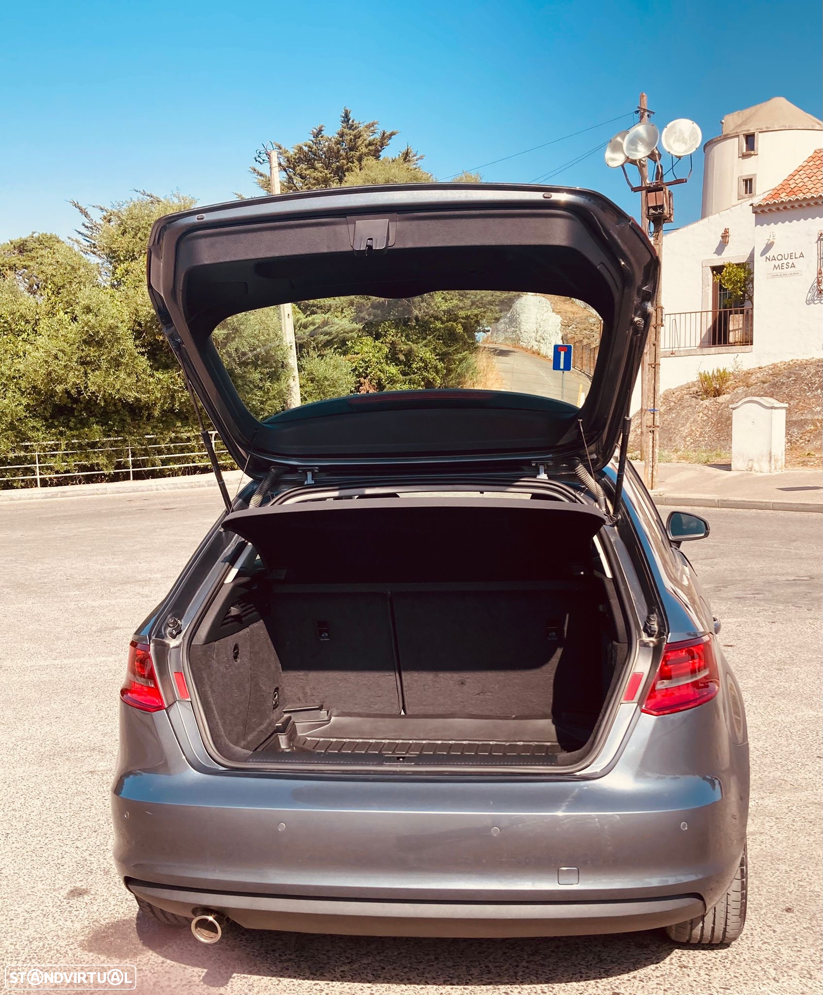 Audi A3 Sportback 1.6 TDI Attraction Ultra - 9