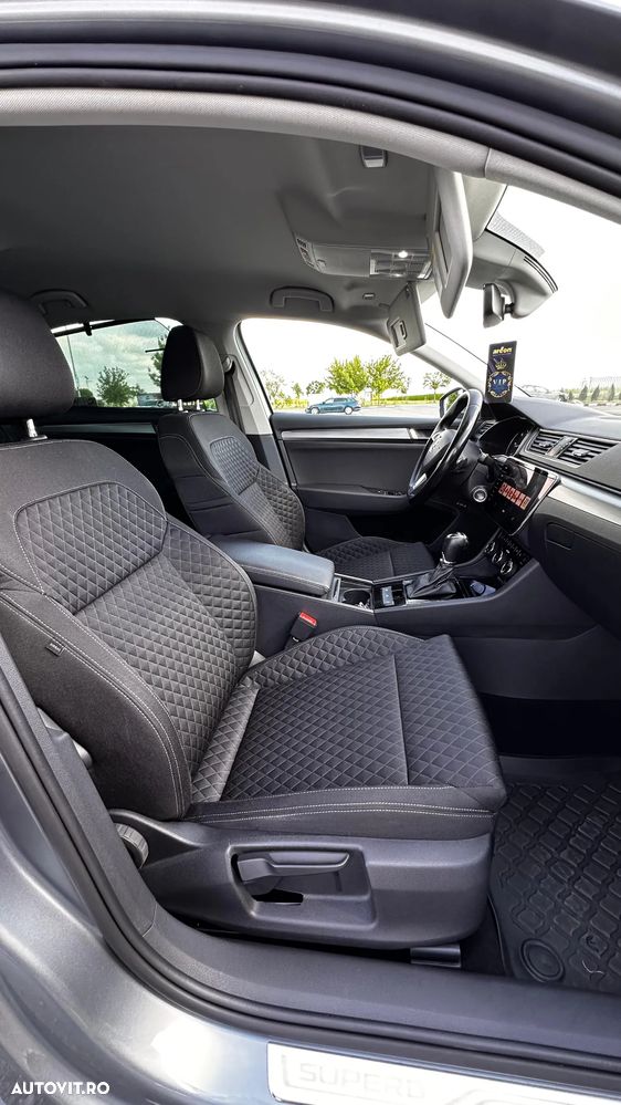 Skoda Superb 2.0 TDI DSG Style - 23