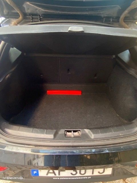 Volvo V40 D2 Kinetic - 10