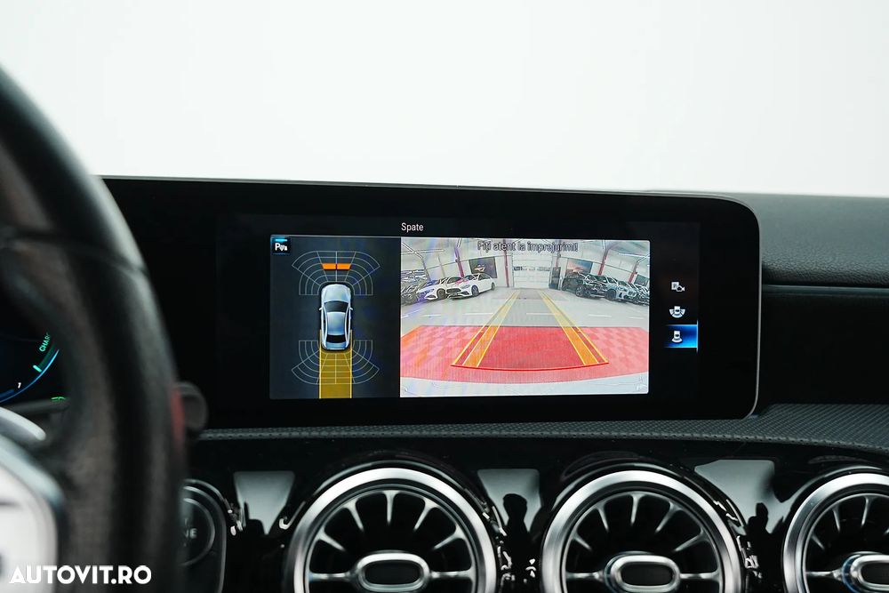 Mercedes-Benz A 250 e 8G-DCT Advanced AMG Line - 25