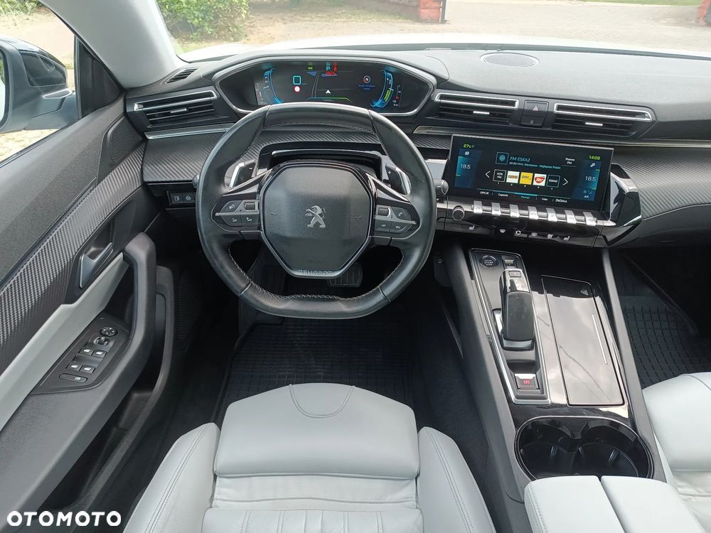 Peugeot 508 Plug-In Hybrid 180 e-EAT8 Allure - 12