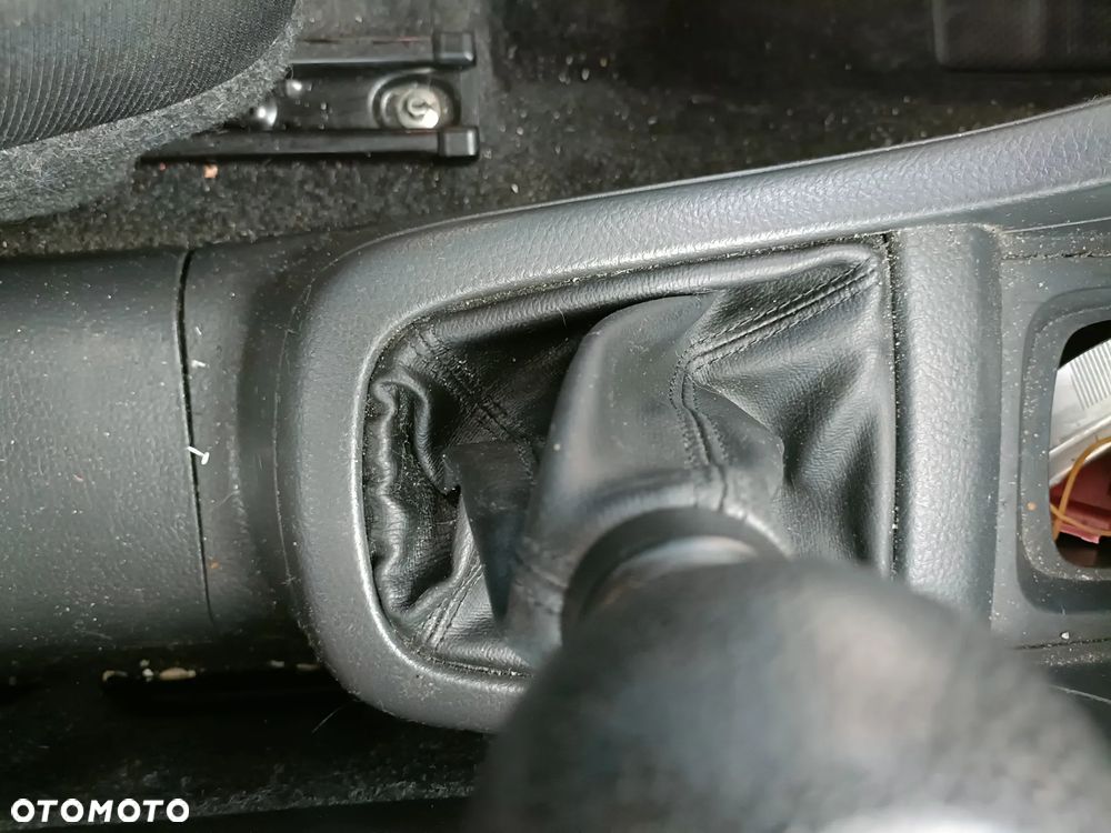 SUZUKI SWIFT V MK7 10-17 2010 r. gałka + mieszek * - 2