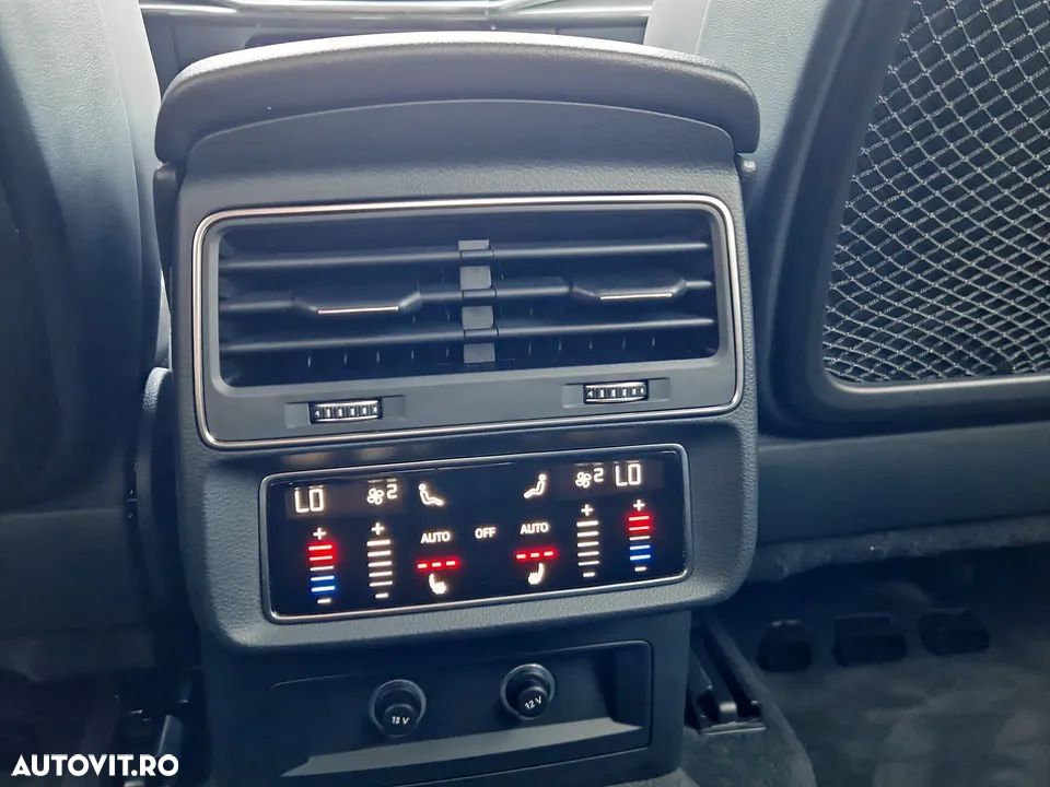 Audi SQ7 4.0 TDI quattro Tiptronic - 25