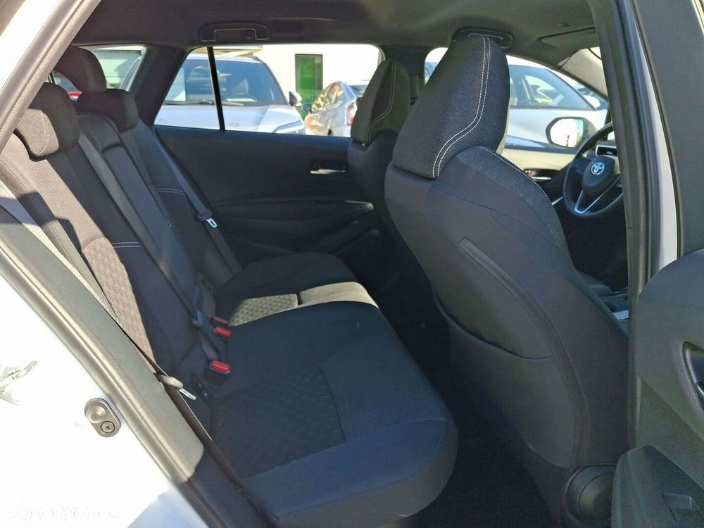 Toyota Corolla 1.8 Hybrid Comfort - 22