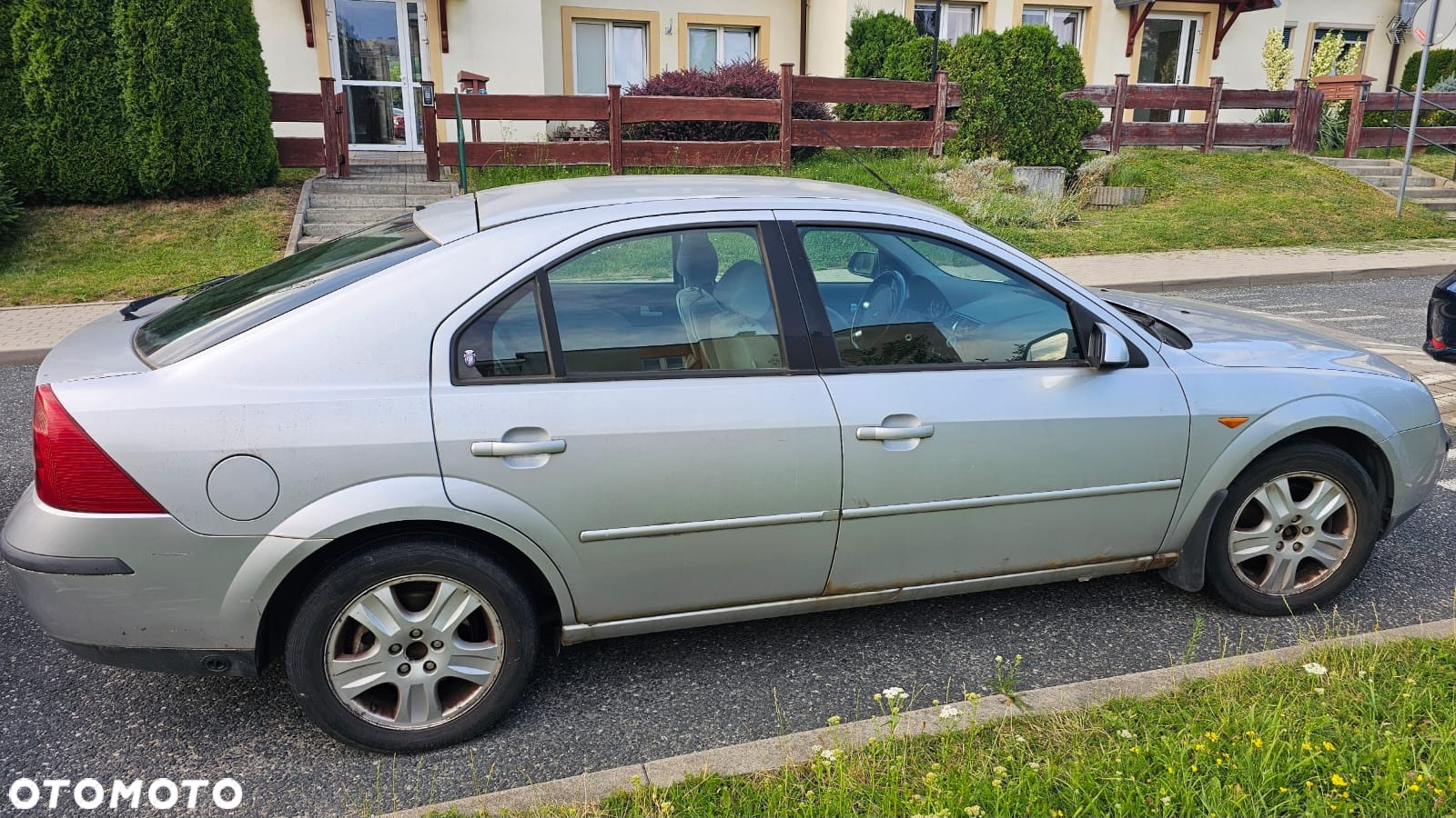 Ford Mondeo 1.8 Trend X - 5
