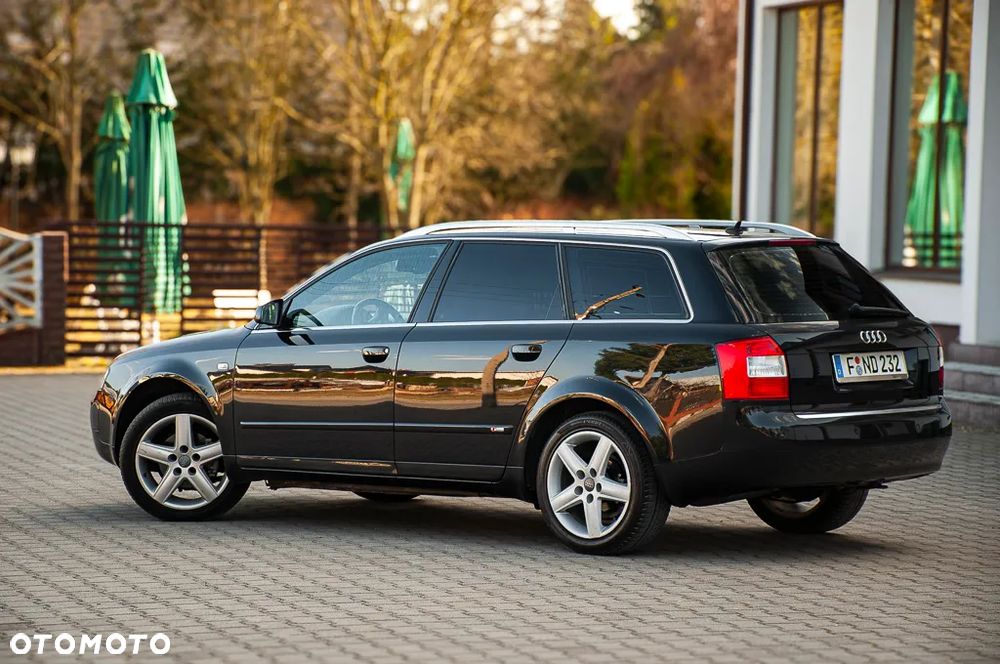 Audi A4 Avant - 8