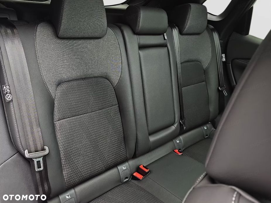 Nissan Qashqai 1.3 DIG-T MHEV N-Connecta Xtronic - 11