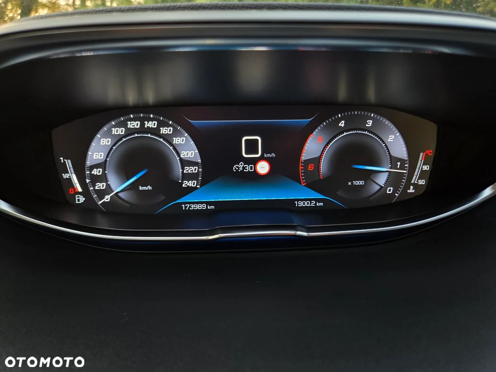 Peugeot 3008 1.5 BlueHDi Allure S&S - 27