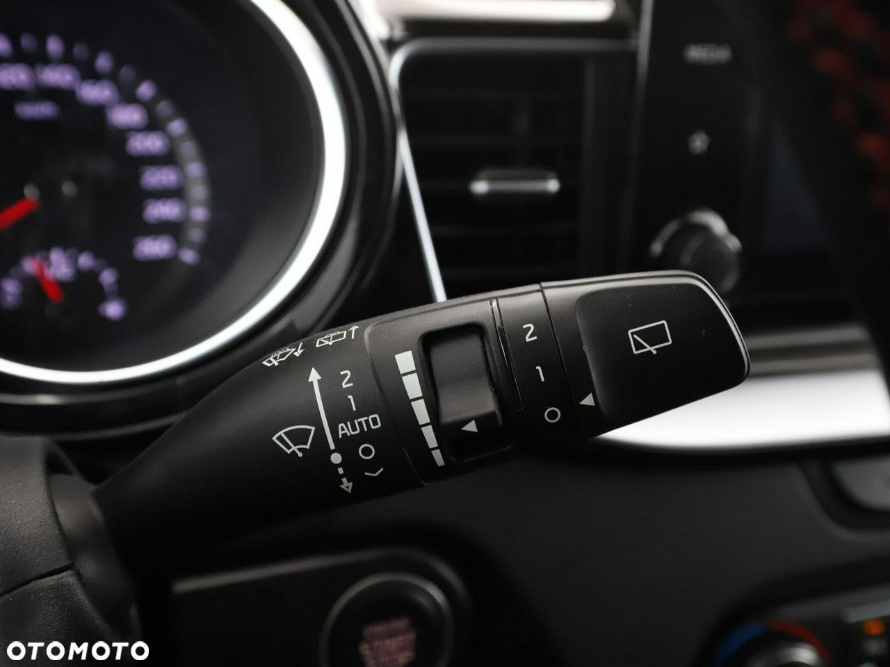 Kia ProCeed - 32