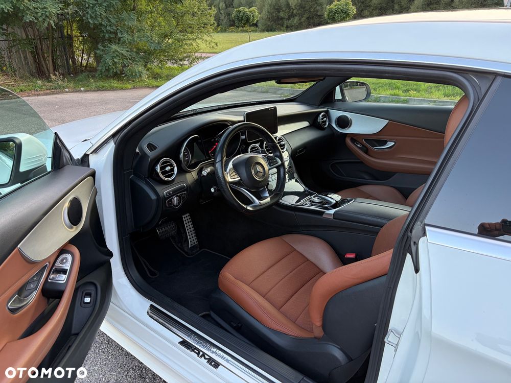 Mercedes-Benz Klasa C 250 d 4-Matic 9G-TRONIC - 14
