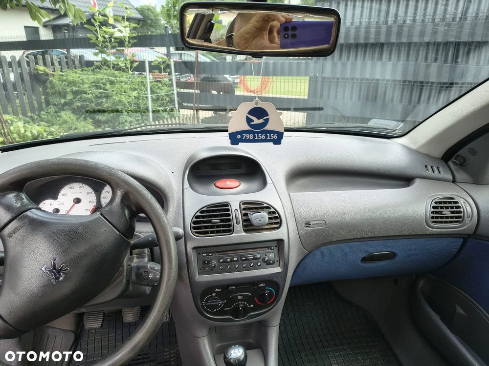 Peugeot 206 1.1 Color-Line - 5