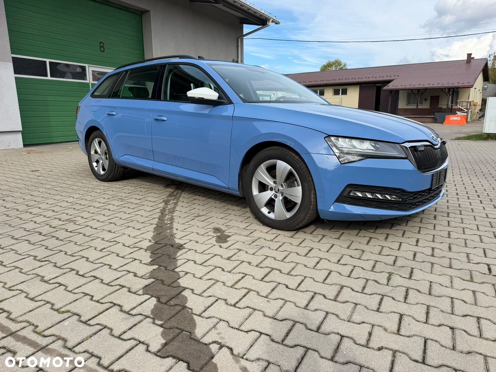 Skoda Superb 2022 photo 4