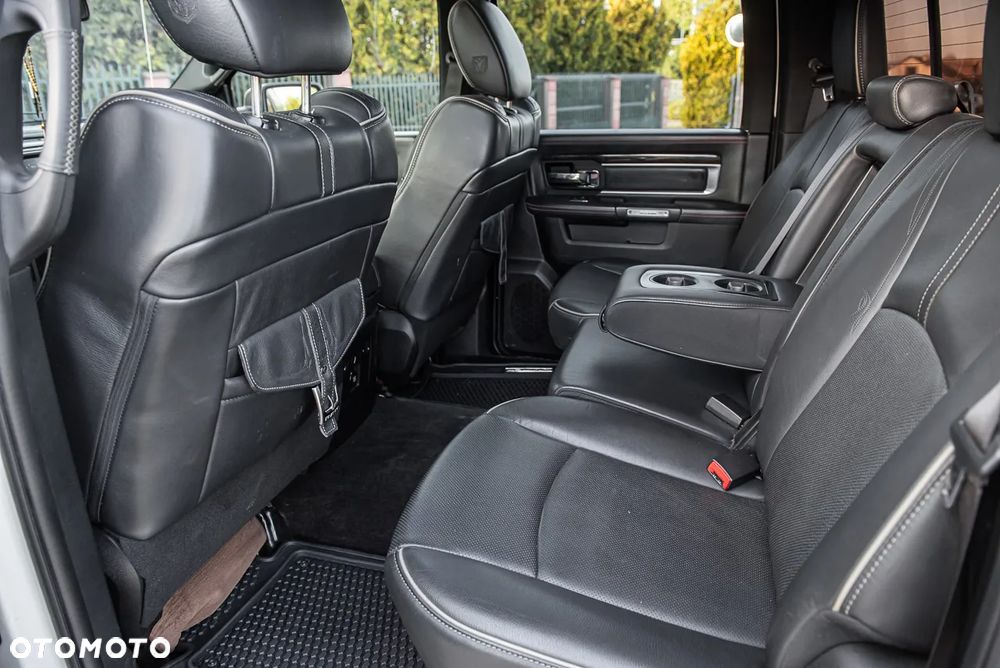 RAM 1500 Crew Cab Shortbed Limited - 25