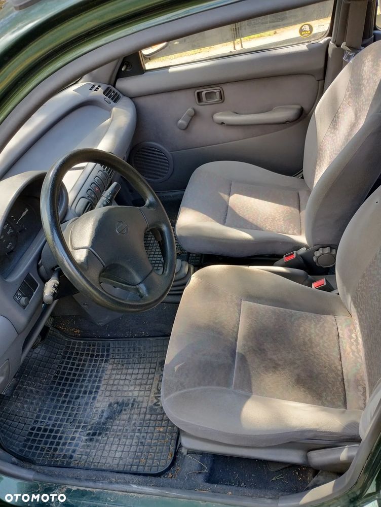 Nissan Micra - 13